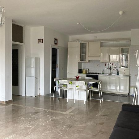 Guest House Lory Milano Dış mekan fotoğraf